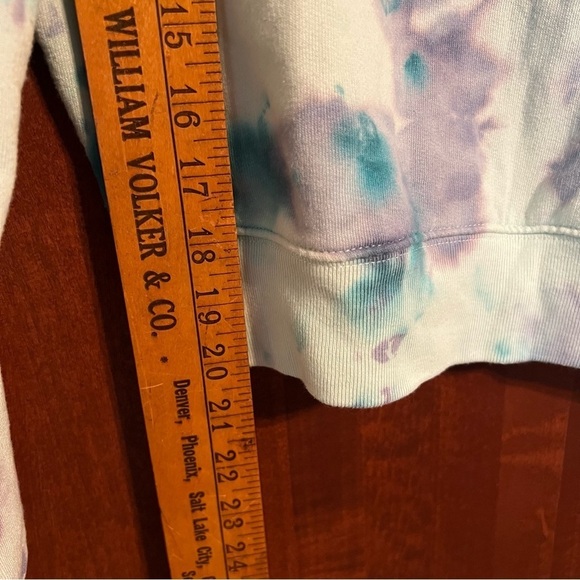 Pink Victorias Secret Baby Blue Off the Shoulder Tie Dye Sweatshirt EUC It#C56 - Picture 8 of 15